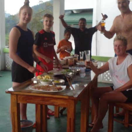 Richard Homestay Ella Eksteriør billede
