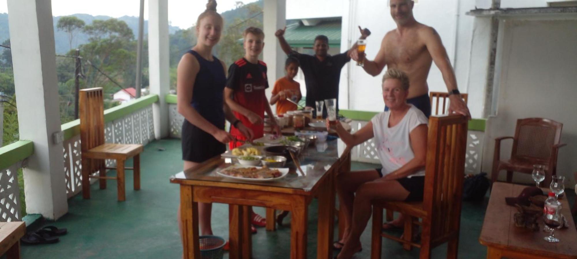 Richard Homestay Ella Eksteriør billede